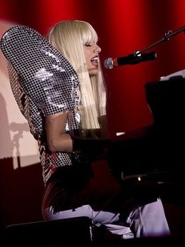 レディー・ガガ、年内子供作り宣言！