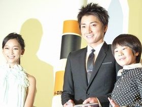 『おかえり、はやぶさ』初日舞台挨拶に登場した藤原竜也、杏、前田旺志郎