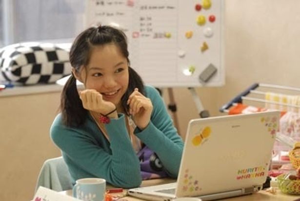 宮崎あおい扮するお気楽社員かんながキュート！