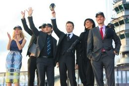 『バトルシップ』の来日記者会見が米軍空母ジョージ・ワシントン上で開催