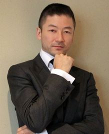 ユニバーサル映画100周年記念作品『バトルシップ』に出演した浅野忠信にインタビュー