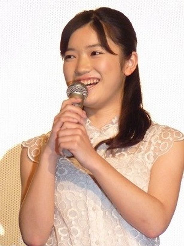 主人公ももの声を担当したのは、すっかり成長した美山加恋