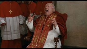 プレッシャーに耐えきれず、新法王はローマの街へ！