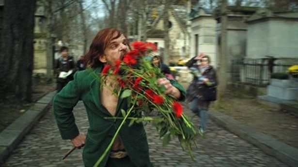 レオス・カラックス監督の久々の長編『HOLY MOTORS』