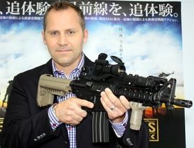 『ネイビーシールズ』に出演した米海軍特殊部隊の現役隊員ローク少佐を直撃！