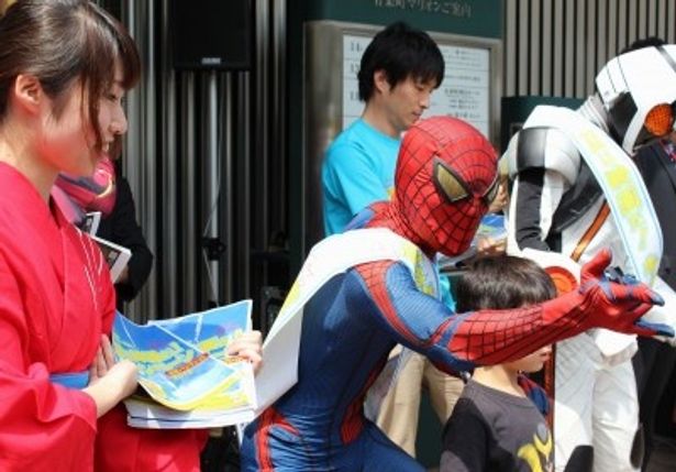 サービス精神旺盛なスパイダーマン