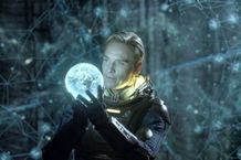 リドリー・スコット監督『プロメテウス』ではアンドロイド役を熱演