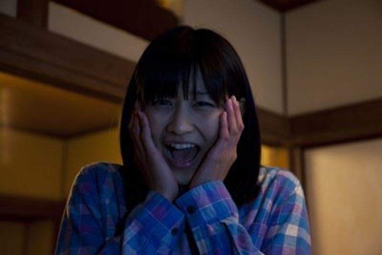 絶叫クイーンは誰!?日本一スカートの短いアイドル6人のビビり顔は必見