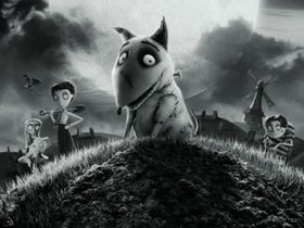 ヴィクターの禁断の実験によってよみがえった愛犬スパーキー