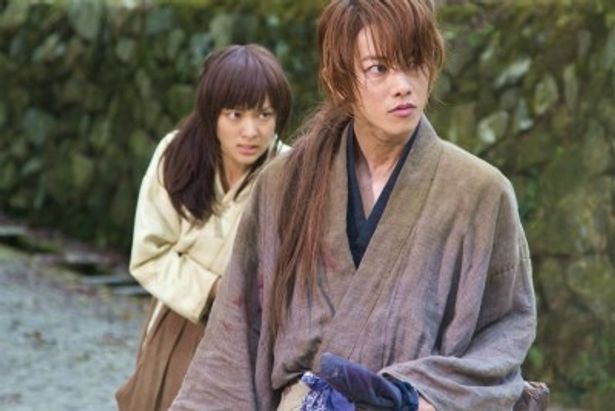 神谷薫役には武井咲が抜擢された