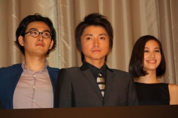 『I’M FLASH!』の初日舞台挨拶に出席した藤原竜也、松田龍平、水原希子たち