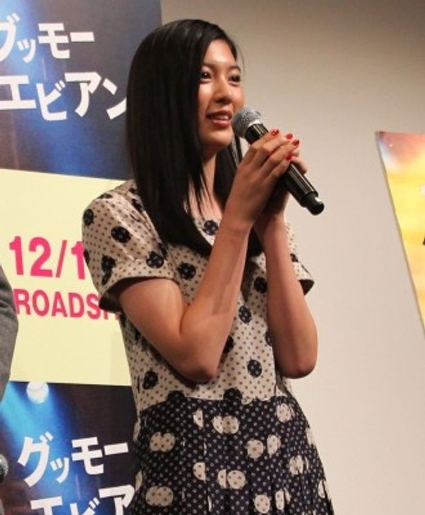 フレッシュな16歳、三吉彩花