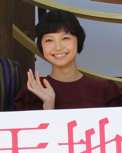 『天地明察』初日で岡田准一が市川染五郎に「早く優美な踊りとお芝居を」とエール