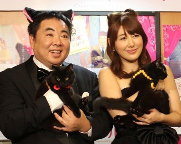 『くろねこルーシー』プレミア上映会に登壇した塚地武雅と安めぐみ