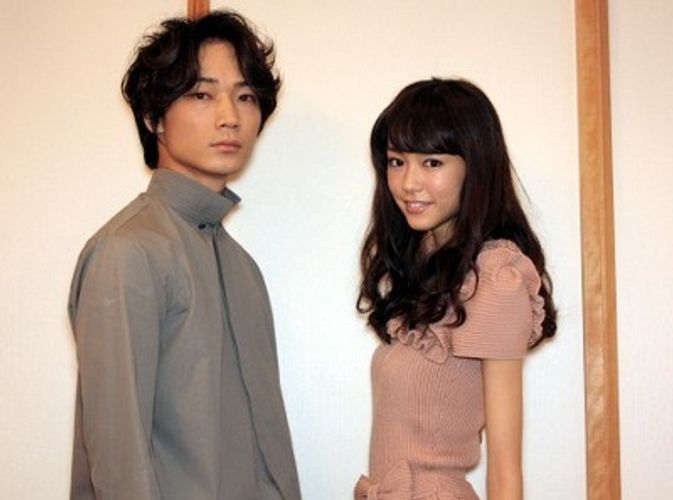 寂しがり屋の桐谷美玲に、綾野剛が「女性は強い」