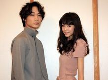 『新しい靴を買わなくちゃ』で共演した桐谷美玲と綾野剛