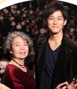 『ツナグ』初日舞台挨拶に登壇した松坂桃李と樹木希林
