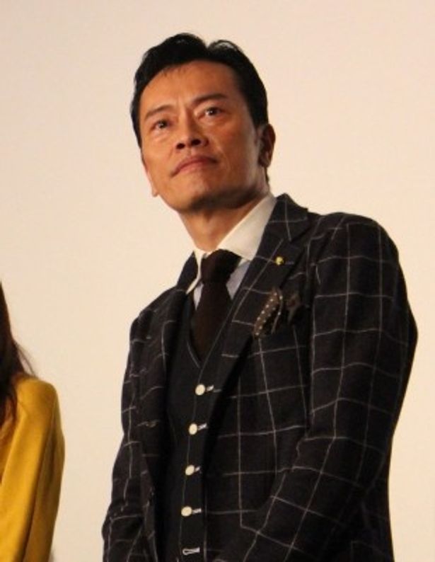 「強面ですが、『アウトレイジ』じゃなくて『ツナグ』です！」と挨拶した遠藤憲一