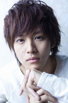 リーダー、大鷲の健役の松坂桃李