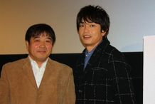 『渾身 KON-SHIN』の舞台挨拶に登壇した青柳翔と錦織良成監督