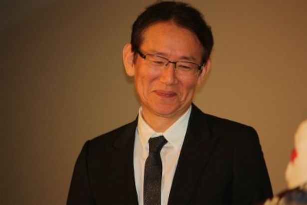 「やられちゃったな」と照れる周防監督