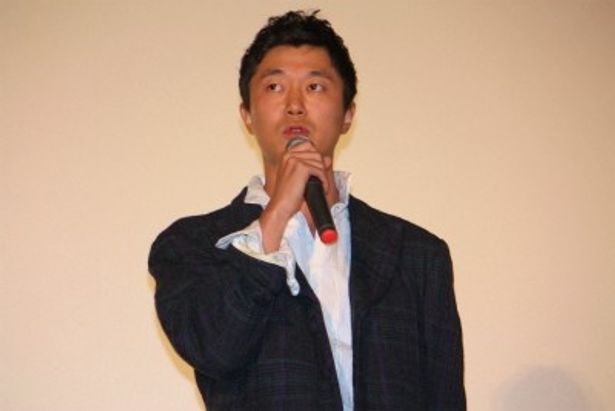 健一の義理の弟・青木順一役の新井浩文