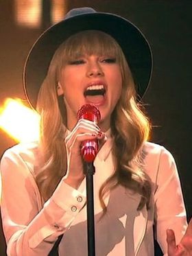 歌の中でジェイク・ギレンホールに恨み節