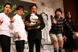 『フランケンウィニー』の来日記者会見でティム・バートン監督らが来日