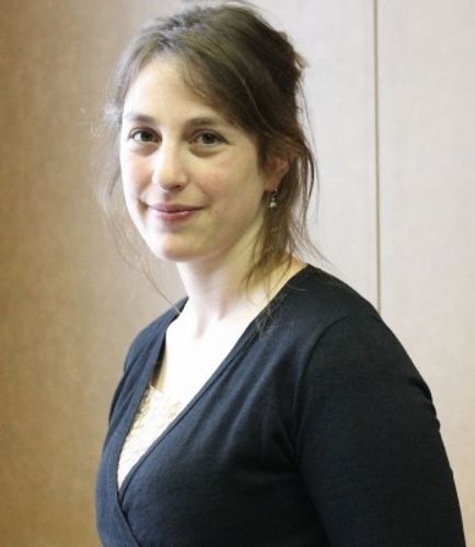 仏女流監督レア・フェネールがデビュー作を語る「刑務所の面会室はまるで情熱的な劇場」