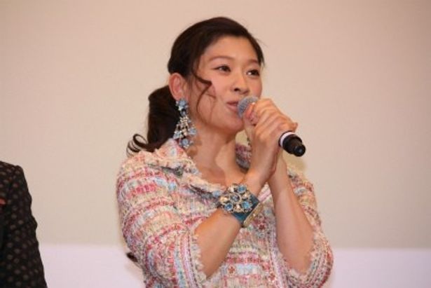 NEO海軍幹部のアイン役のゲスト声優・篠原涼子