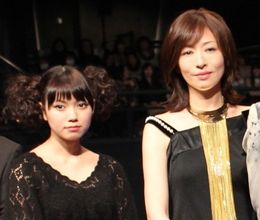 『脳男』完成披露試写会に登壇した松雪泰子、二階堂ふみ