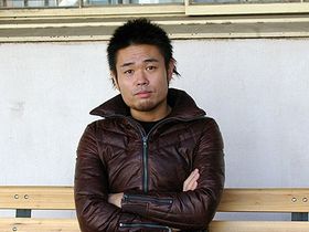「あの頃の自分たちはバカなことばっかりやってました」と振り返る品川監督