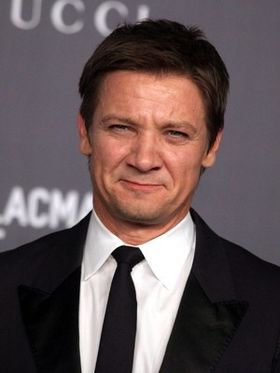 元恋人と親友の3人で同居