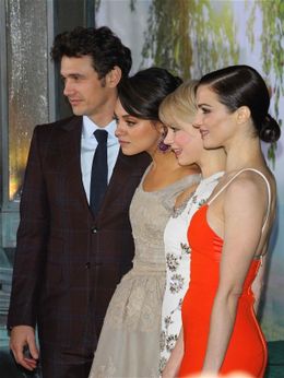 ワールドプレミアに豪華キャストたちが集結！