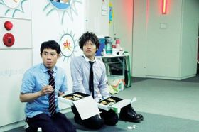 原作者の鈴木おさむと監督＆脚本の内村光良が、リアルなお笑い芸人の実情を描き出す