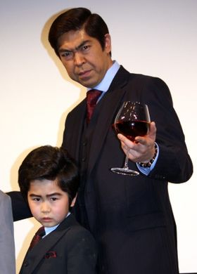 ゆうたろうとデカ長扮する鈴木福が初対面！