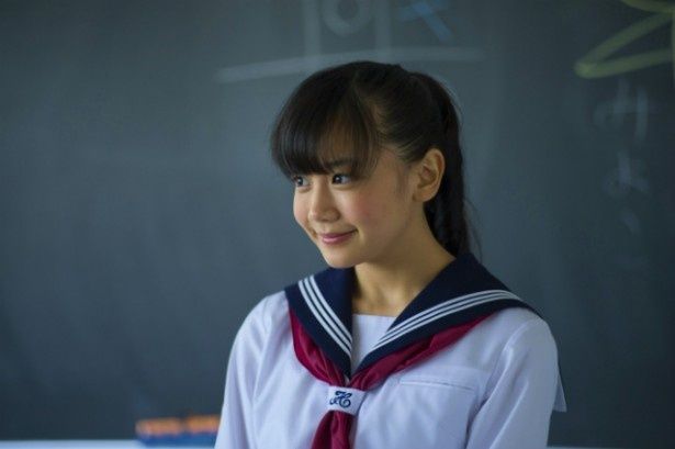 『HK 変態仮面』は4月6日(土)より新宿バルト9で先行公開、4月13日(土)より全国公開