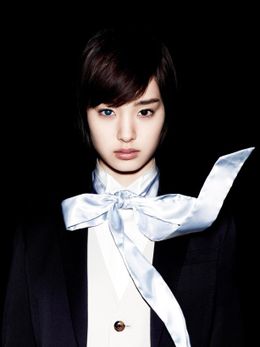 ヒロイン、男装の幻蜂汐璃役に剛力彩芽