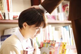 有川浩原作の同名小説が、岡田准一、榮倉奈々ら豪華キャストを迎えて実写映画化