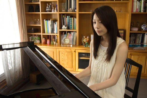 久しぶりの清純派イメージの役に夏帆ファンも一安心？