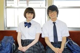 ストレートロングから一転、ショートボブもキュートな早見あかり