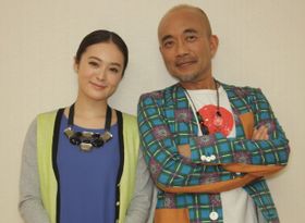 2度目の親子役を演じた貫地谷しほりと竹中直人