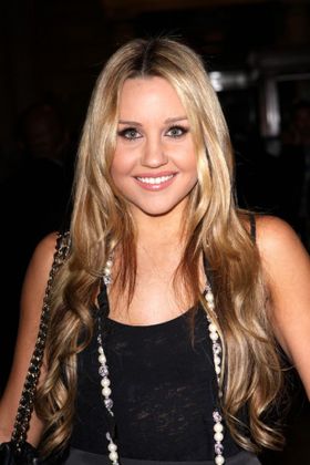 リアーナへのレイシスト発言で非難を浴びる！