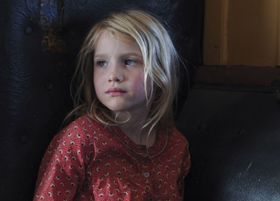 撮影当時は7歳半ながら、抜群の存在感で一家の娘役を演じたモルガナ・デイヴィス