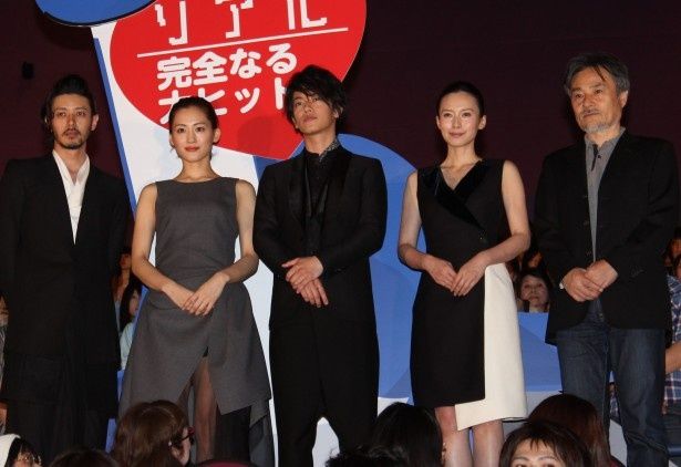『リアル 完全なる首長竜の日』は全国公開中