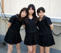 サブカル好きからも注目を浴びるBELLRING少女ハート。左から仲野珠梨、宇佐美萌、美月友華