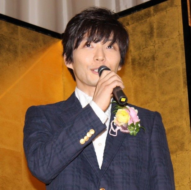 天雫健太郎役の星野源