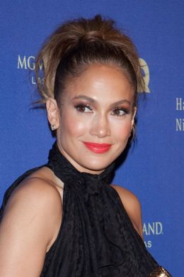 IVF(体外受精)治療を受けていると報道されたジェニファー