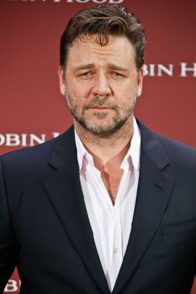 赤ん坊から手に予期せぬものをかけられた！