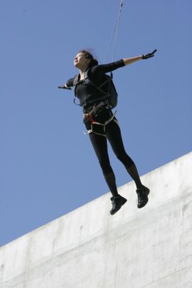 女優魂を見せたチョン・ジヒョンのジャンプ